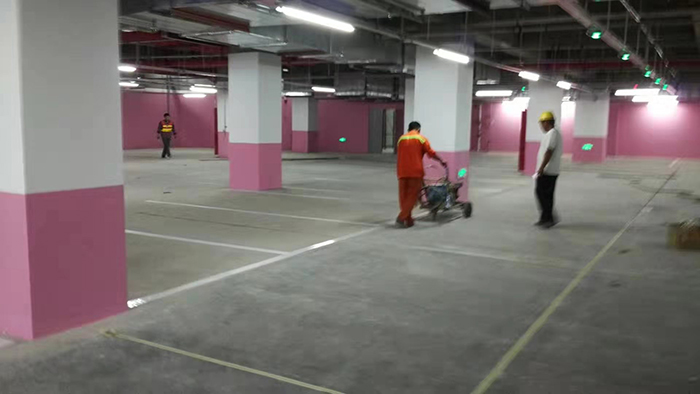 地下车库停车场划线